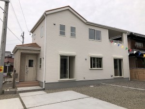 リーブルガーデン四日市市大治田第2　新築分譲　2号棟