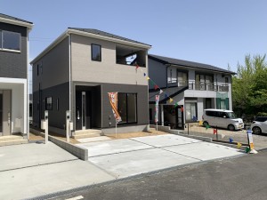 クレイドルガーデン四日市市八千代台第5　新築分譲　2号棟