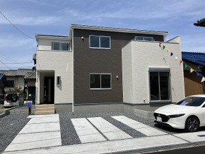 リーブルガーデン四日市市桜町第２　限定１棟